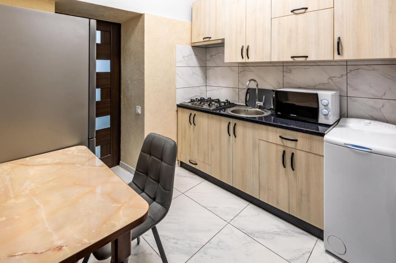 Apartments Galitskaya Street Lwów Zewnętrze zdjęcie