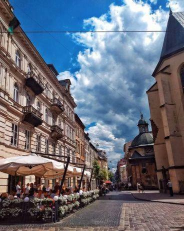 Apartments Galitskaya Street Lwów Zewnętrze zdjęcie